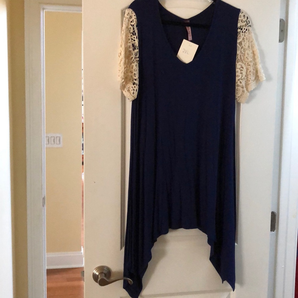 Tunic top - Picture 3 of 3